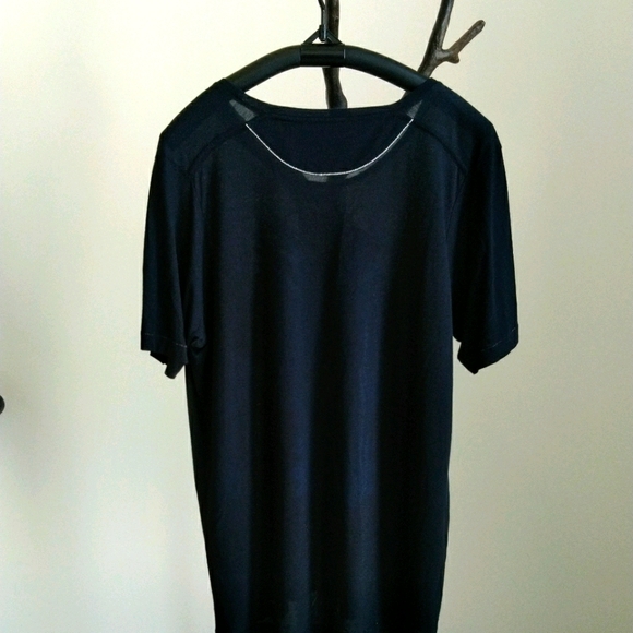 🇮🇹 Energie Tee - NWOT - Picture 2 of 6